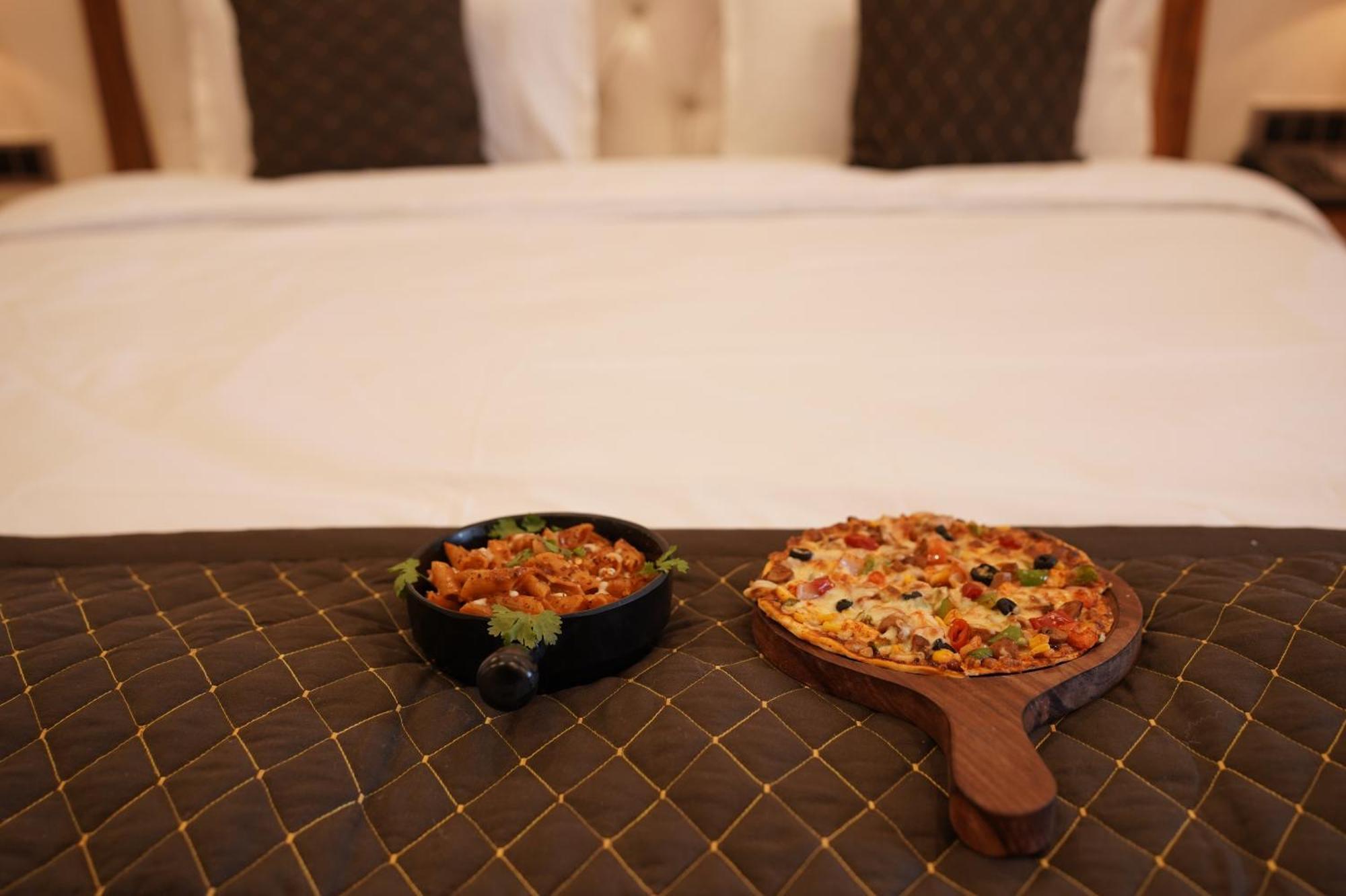 Perfectstayz Mokshada Suites Mussoorie Esterno foto